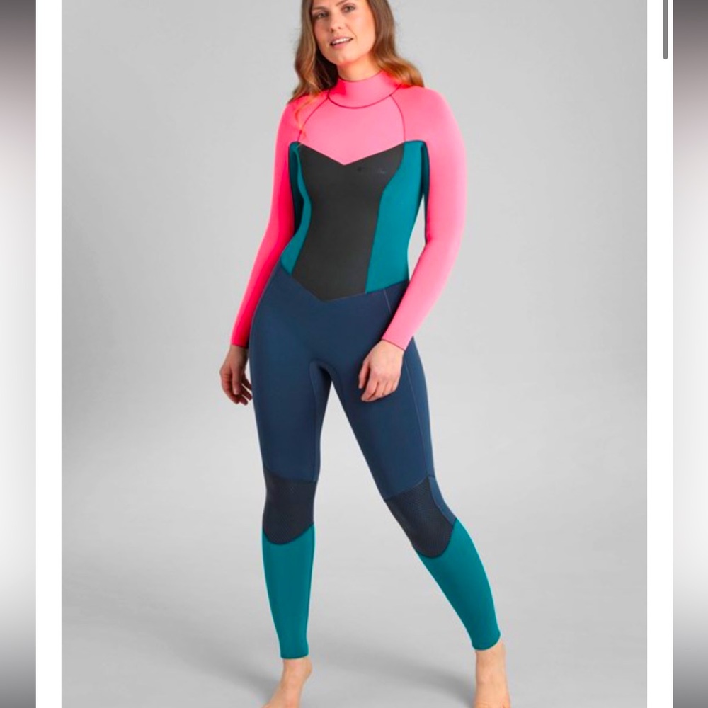 Women’s winter wetsuit